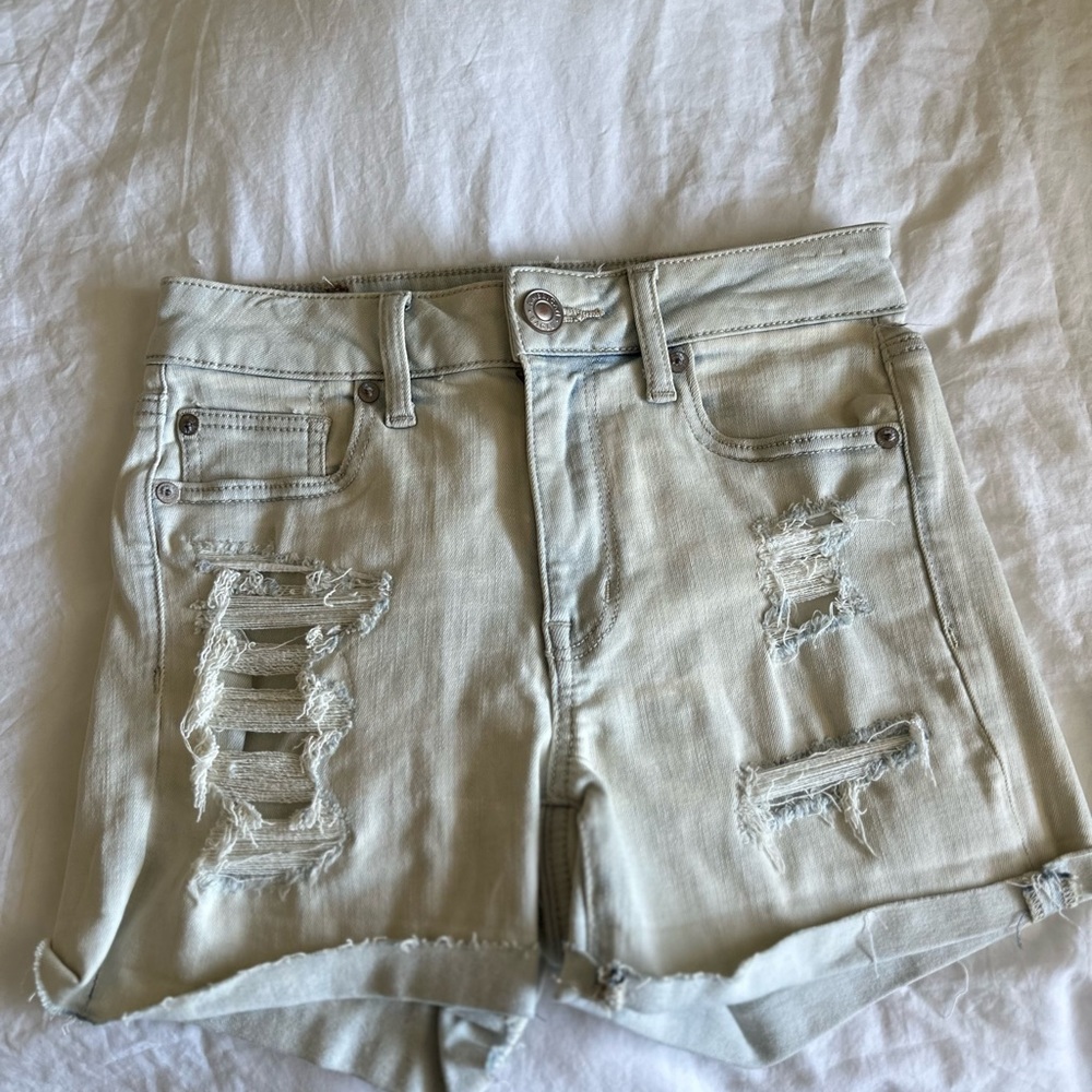 American Eagle Outfitters Blue Jean Shorts Distressed Cut-Off Style New NWOT